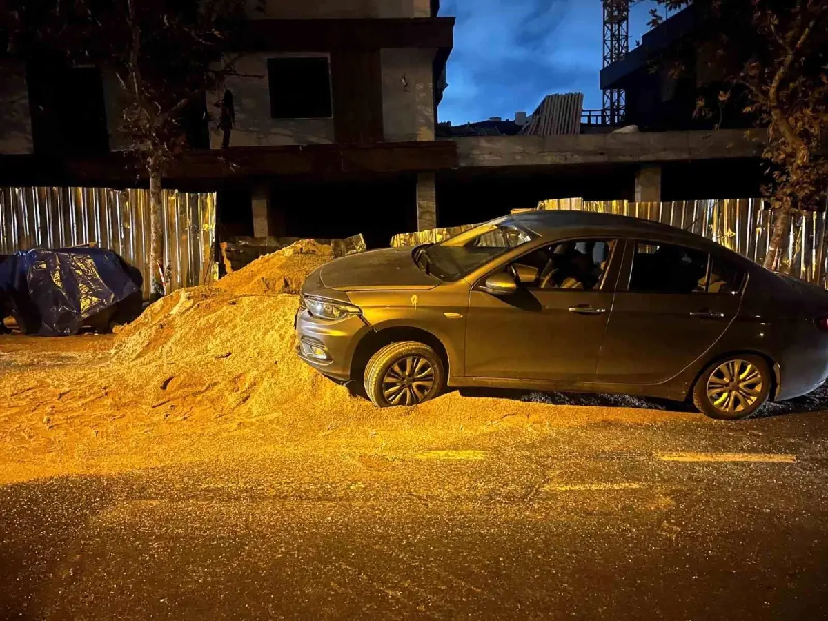 Beylikdüzü’nde İnşaat Kumu Kazası: Yaralı Yok